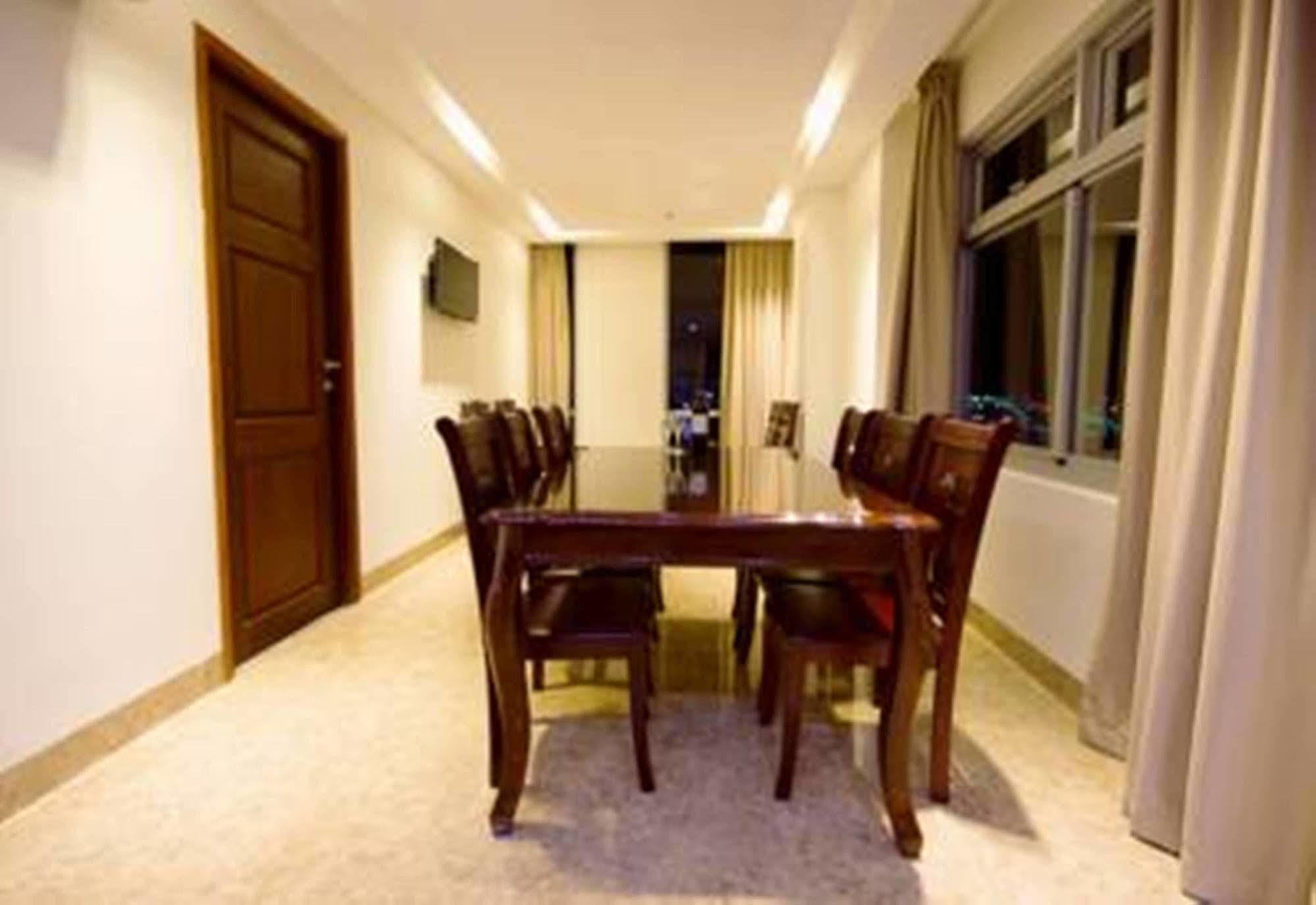 Bao Quyen Hotel Da Nang Exterior photo
